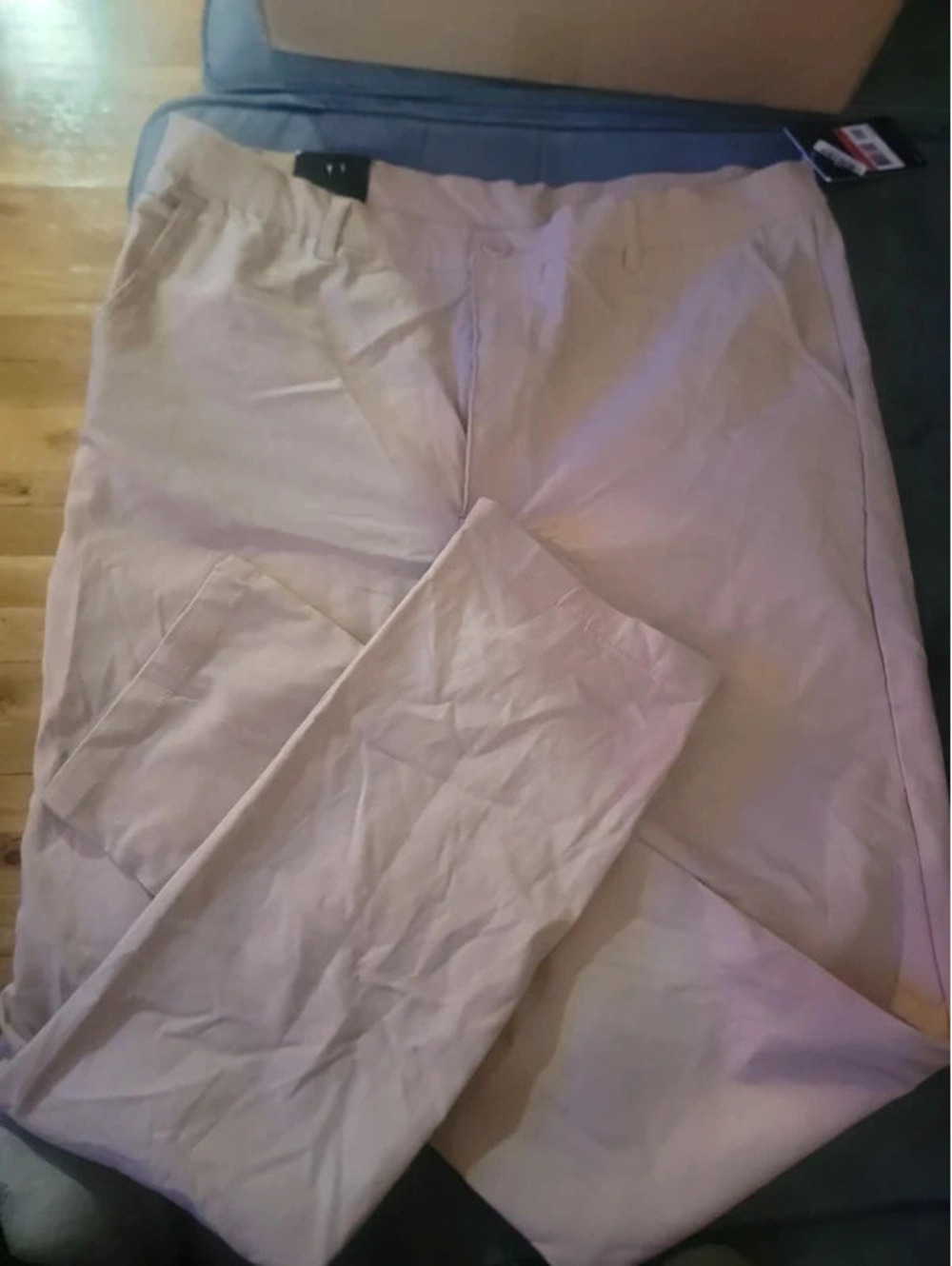 Mens size 34/30 stretch Khakis